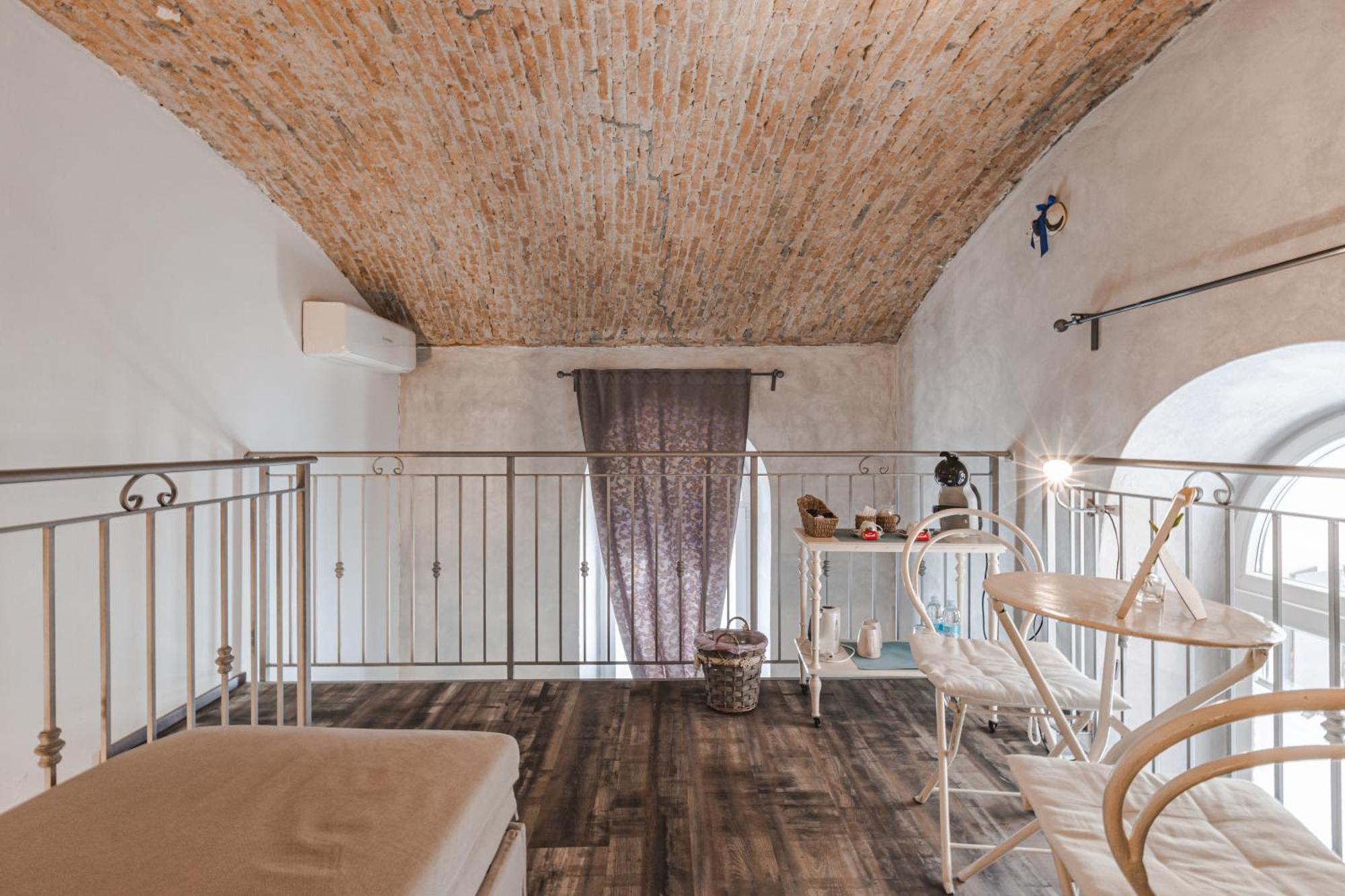 Art Loft *